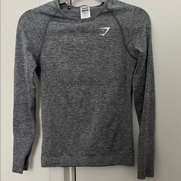 Gray Long Sleeve Gymshark Workout Top - Picture 1 of 4
